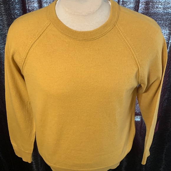 Italian Wool Sweater! - Picture 2 of 10